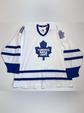 CCM Toronto Maple leafs men’s jersey Sz xxl
